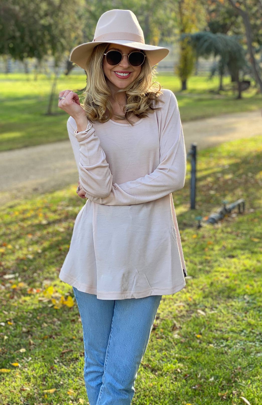 Nude Women&#39;s Merino Wool Long Sleeve Top with Raglan Sleeves
