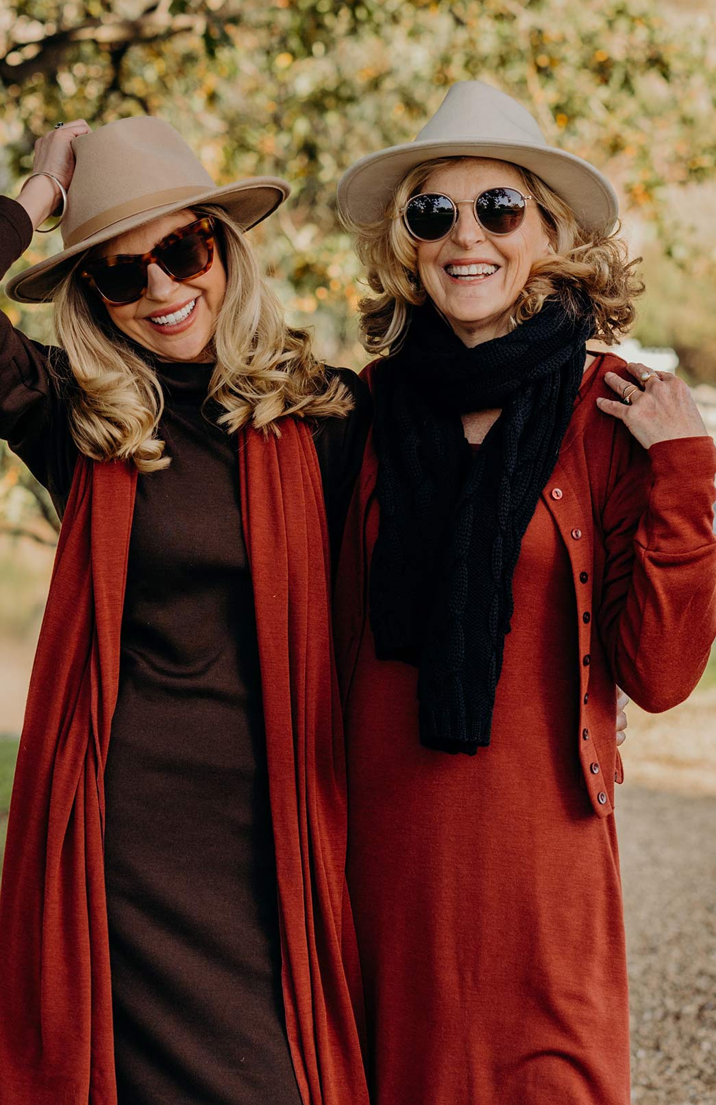 Shiraz Red Women's Merino Wool Long Sleeve Round Neck Waist Cardigan