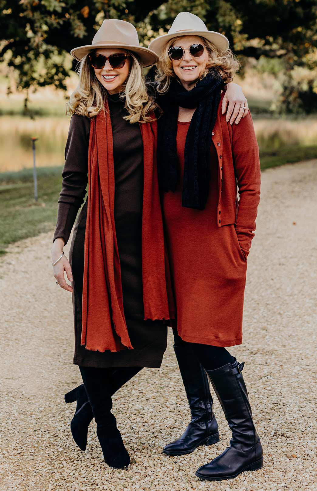 Shiraz Red Women's Merino Wool Long Sleeve Round Neck Waist Cardigan