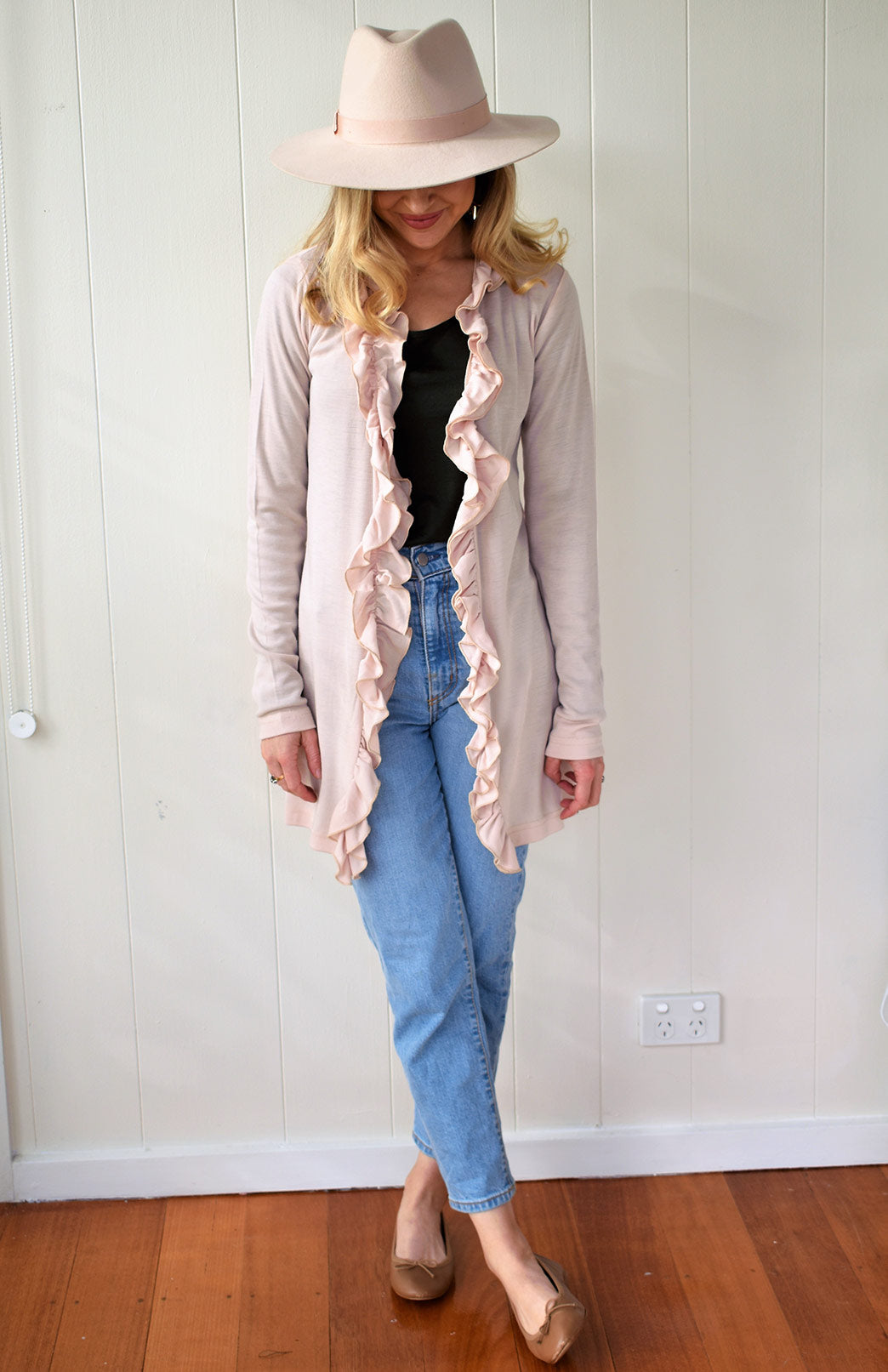 Nude Women's Merino Wool Cardigan with Ruffled Collar