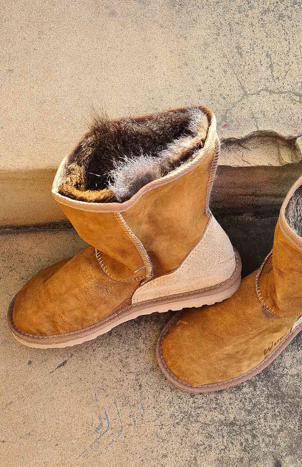 Natural  Unisex Wallaby Fur Boots