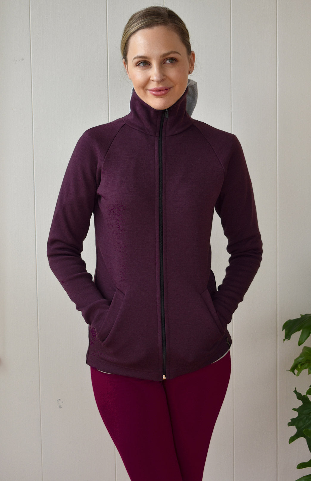 Aubergine Purple Women's Merino Wool Zip Jacket in Heavyweight 360g Fabric
