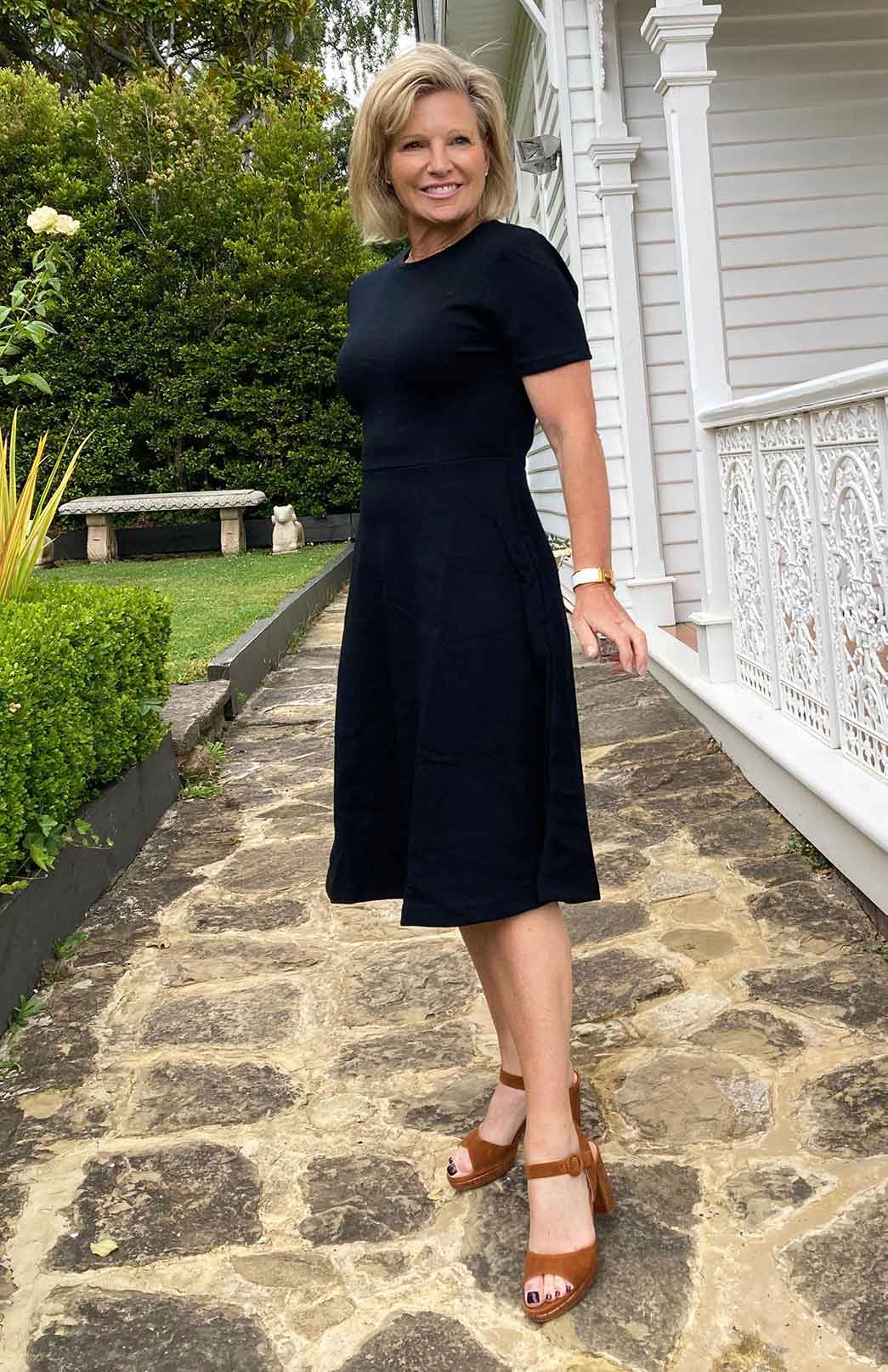 Black Women's Merino Wool Short Sleeve Trans-seasonal Dress