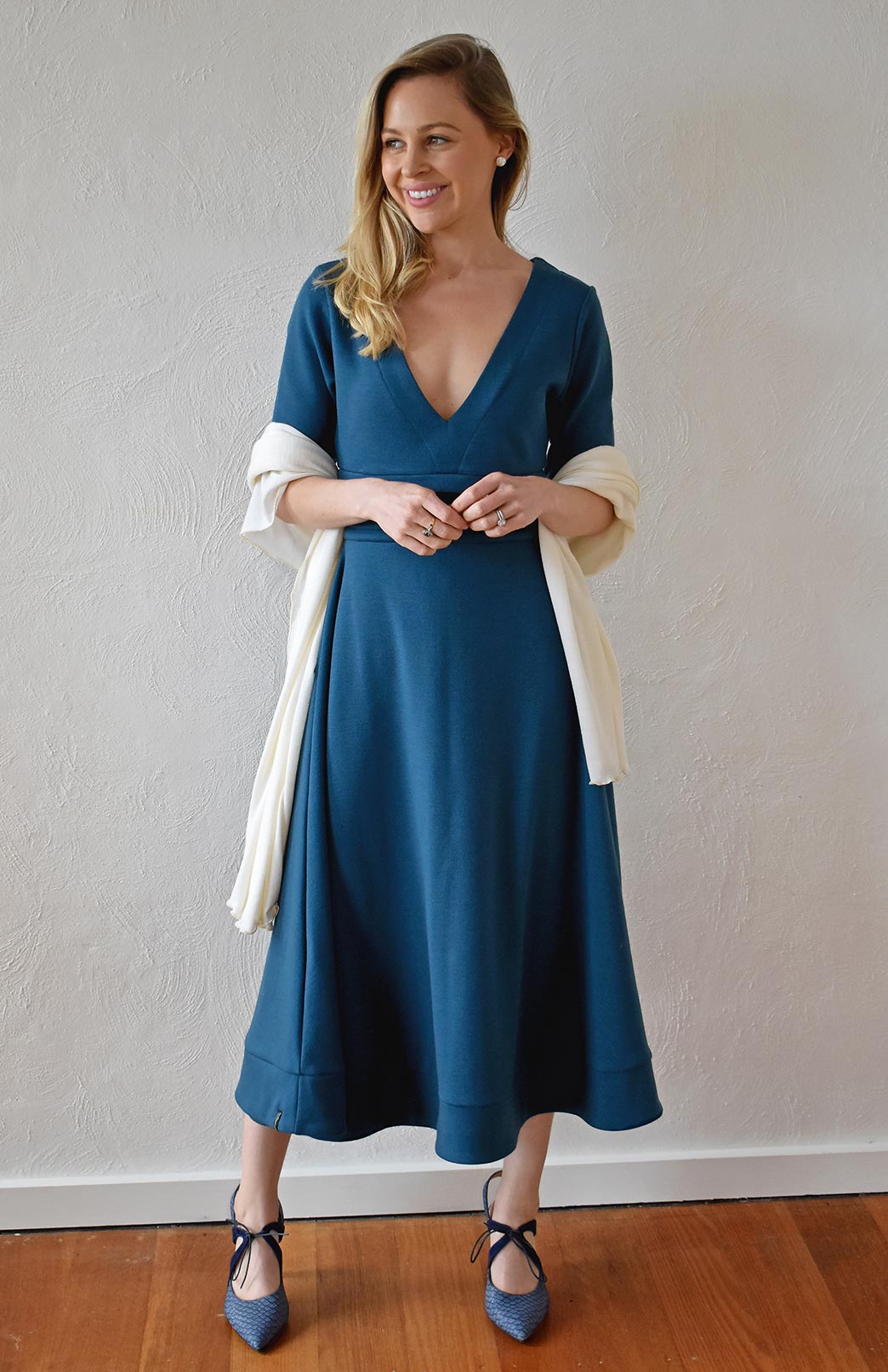 Vintage Ivory Women&#39;s Merino Wool V-Neck Classic Dress
