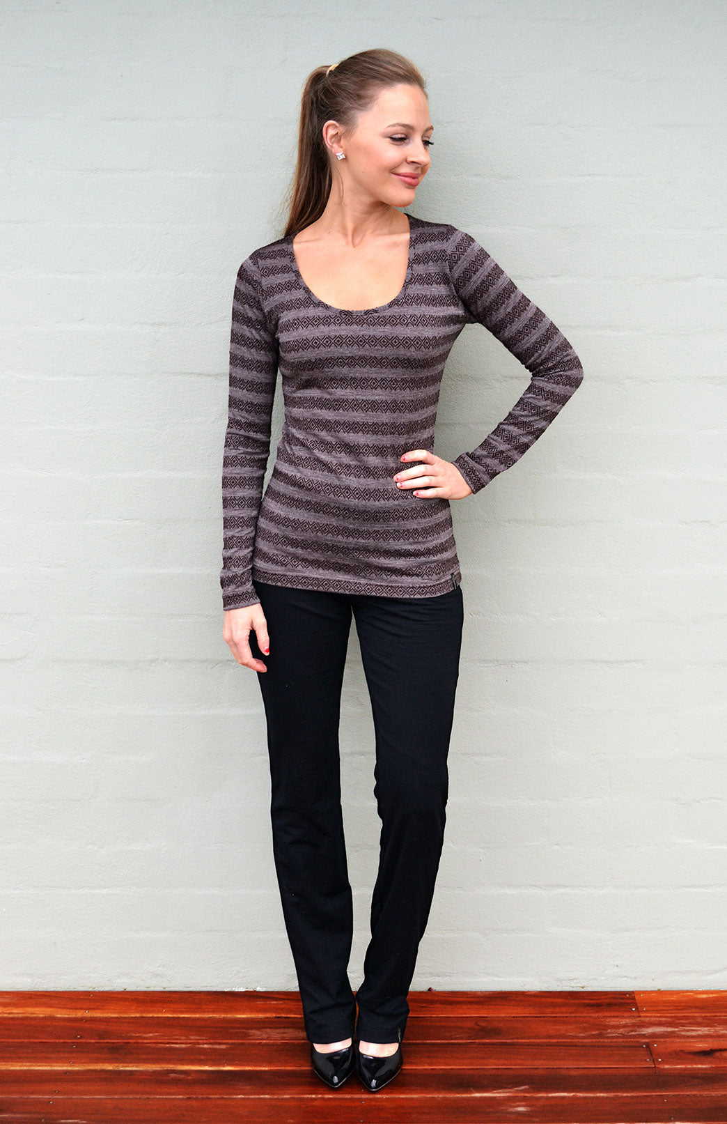 Coffee Aztec Women&#39;s Merino Wool Long Sleeve Fashion &amp;amp; Layering Top
