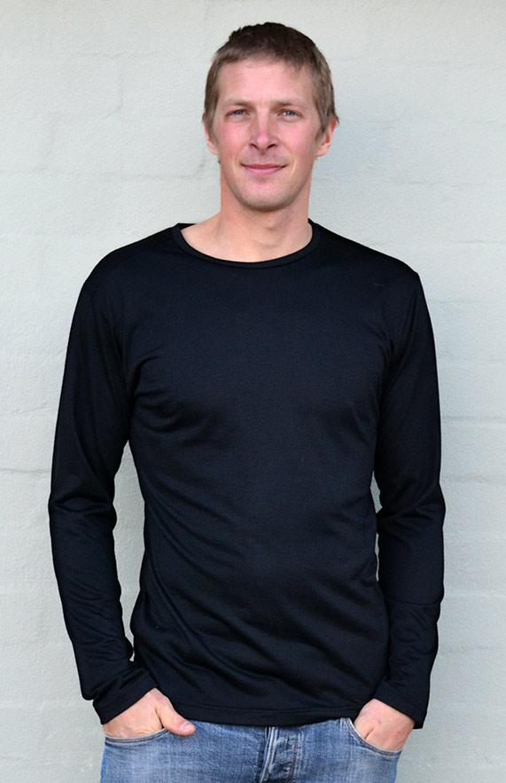 Black Men&#39;s Merino Wool Long Sleeve Midweight Crew Neck Top

