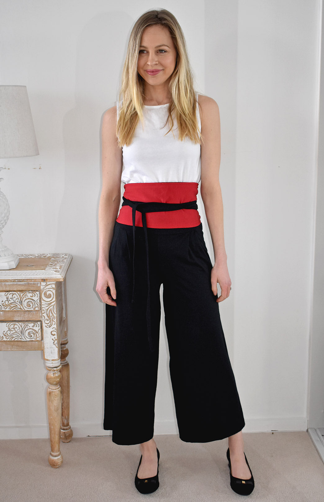 Red / Black The fab new Smitten Obi belt is based on a Japanese style wrap and tie belt.
