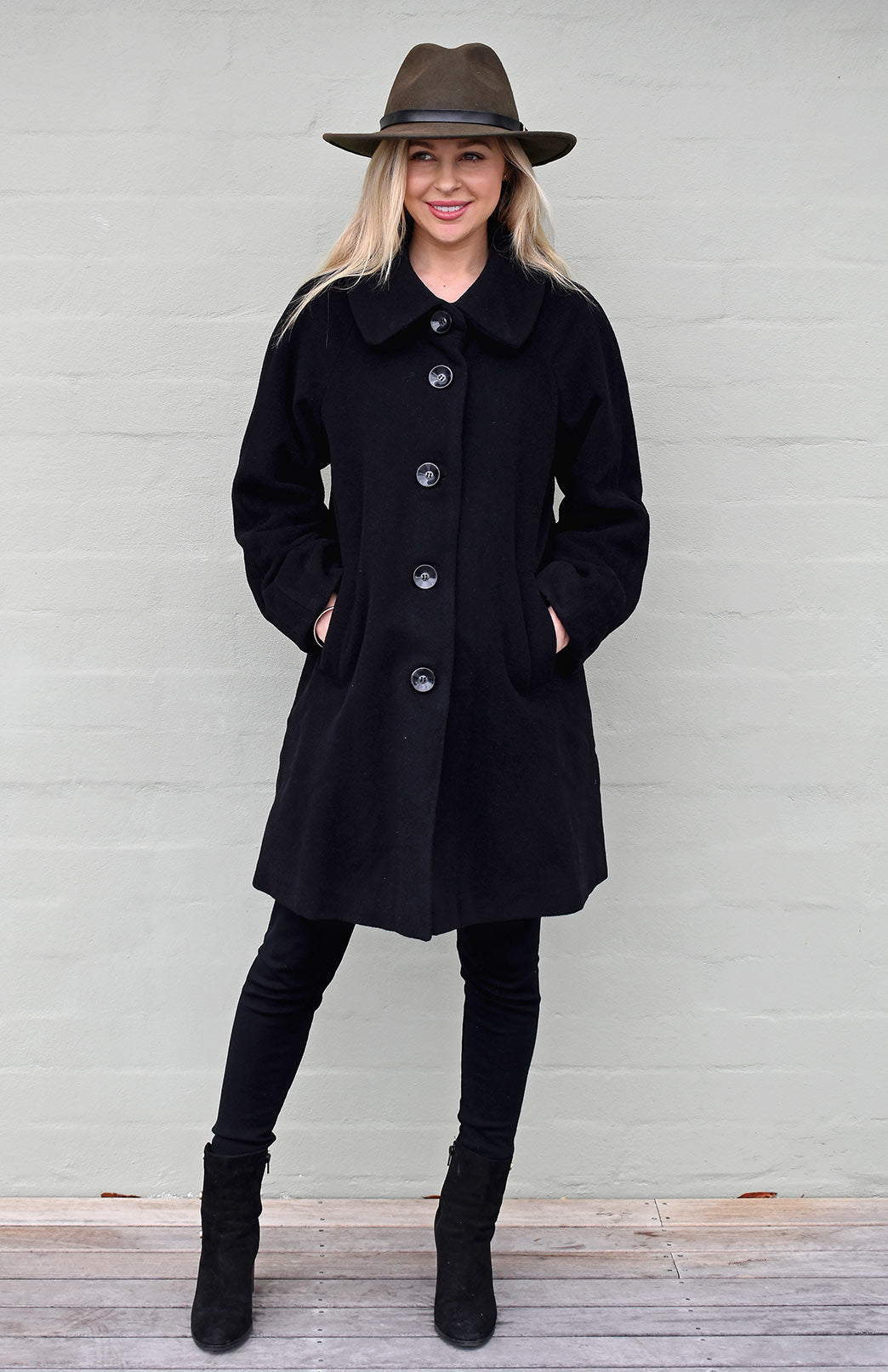 Black Traditional Merino Wool and Cashmere Blend Twiggy Coat