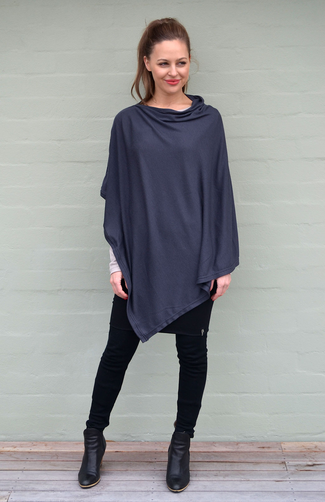 Classic Poncho Women's Merino Wool Classic Lightweight Poncho